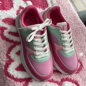 Pink tennis shoes